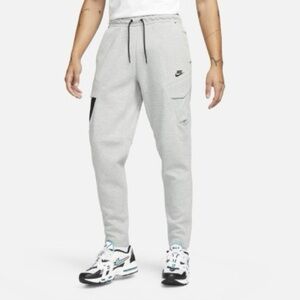 Men’s Nike Tech Sweatpants Grey Black Small